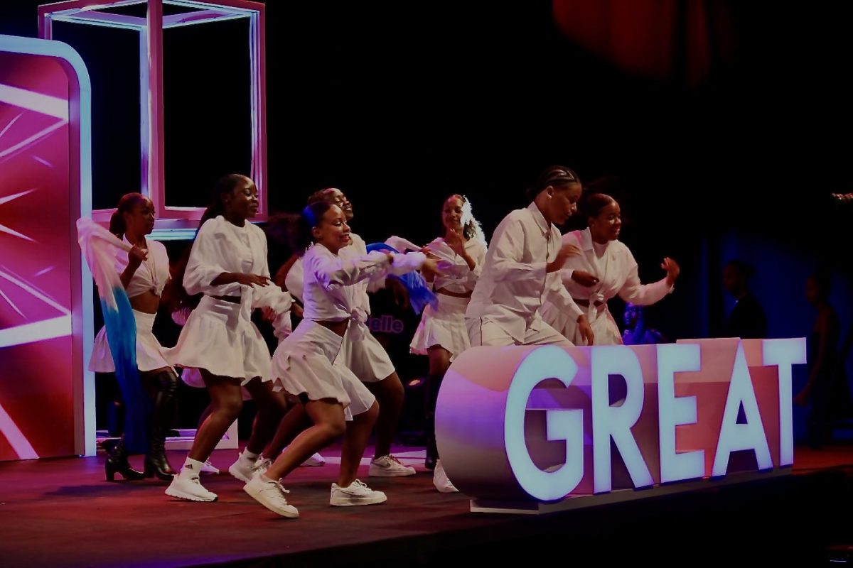 The-Great-Battle-for-the-Crown-stage-design-for-TV-productions-in-remote-locations