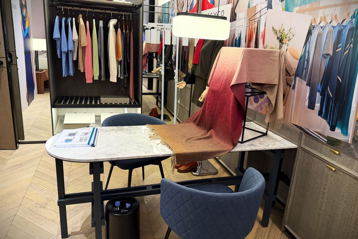 Color Impact was the themed experience at the entrance of Suite 2; Image Source: 5 Star Plus Retail Design