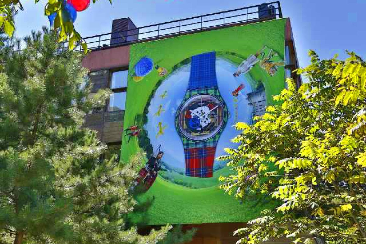 Collection Launch Space Design Swatch Commune at the Great Wall